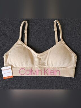 NWT Calvin Klein Seamless Bralette Girls M Nude